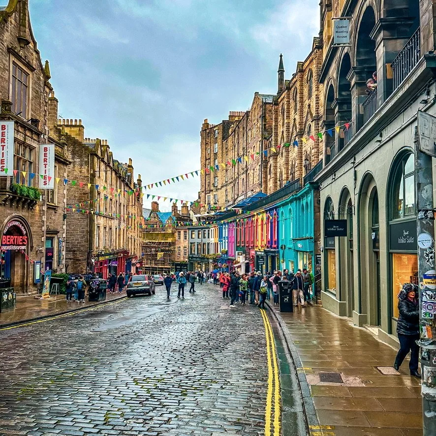 Edinburgh’s historic Victoria Street